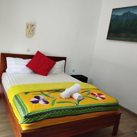 Tunjung Guest House Lovina Beach Pabean Buleleng Kültér fotó