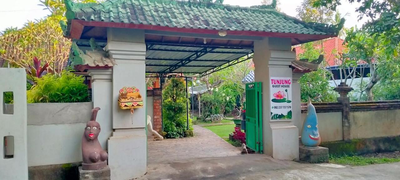 Tunjung Guest House Lovina Beach Pabean Buleleng Kültér fotó