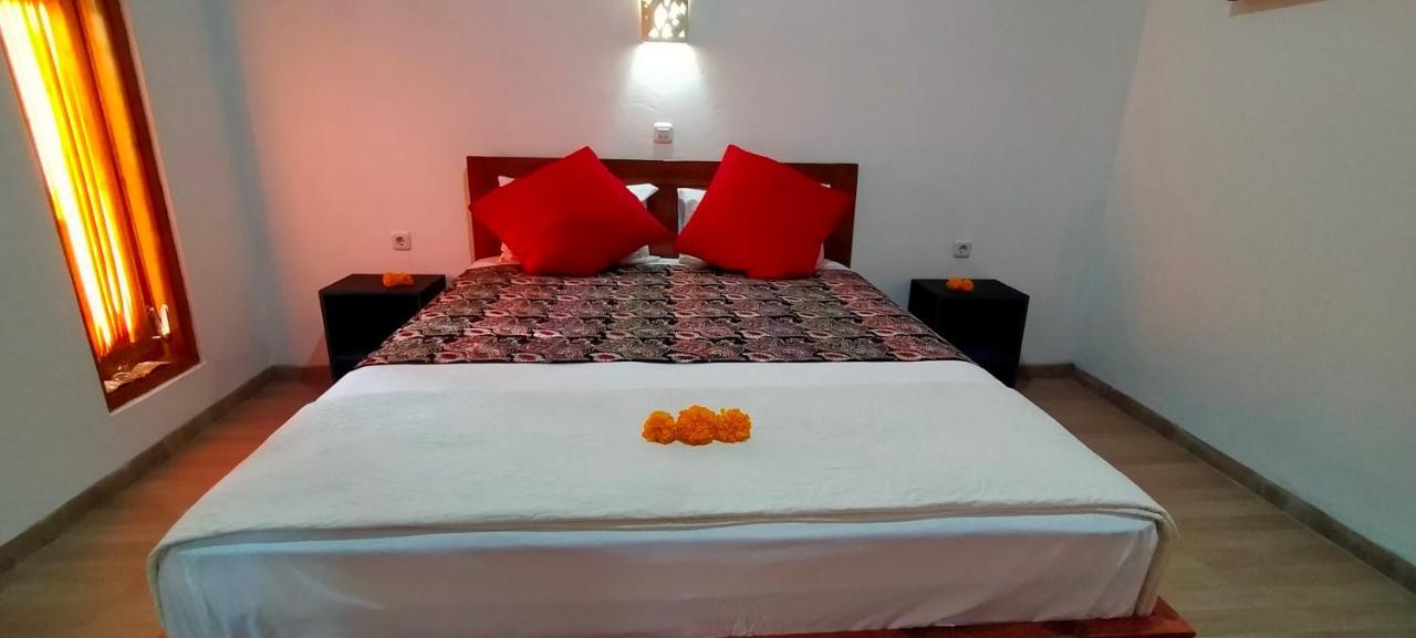 Tunjung Guest House Lovina Beach Pabean Buleleng Kültér fotó