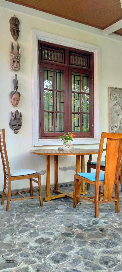 Tunjung Guest House Lovina Beach Pabean Buleleng Kültér fotó