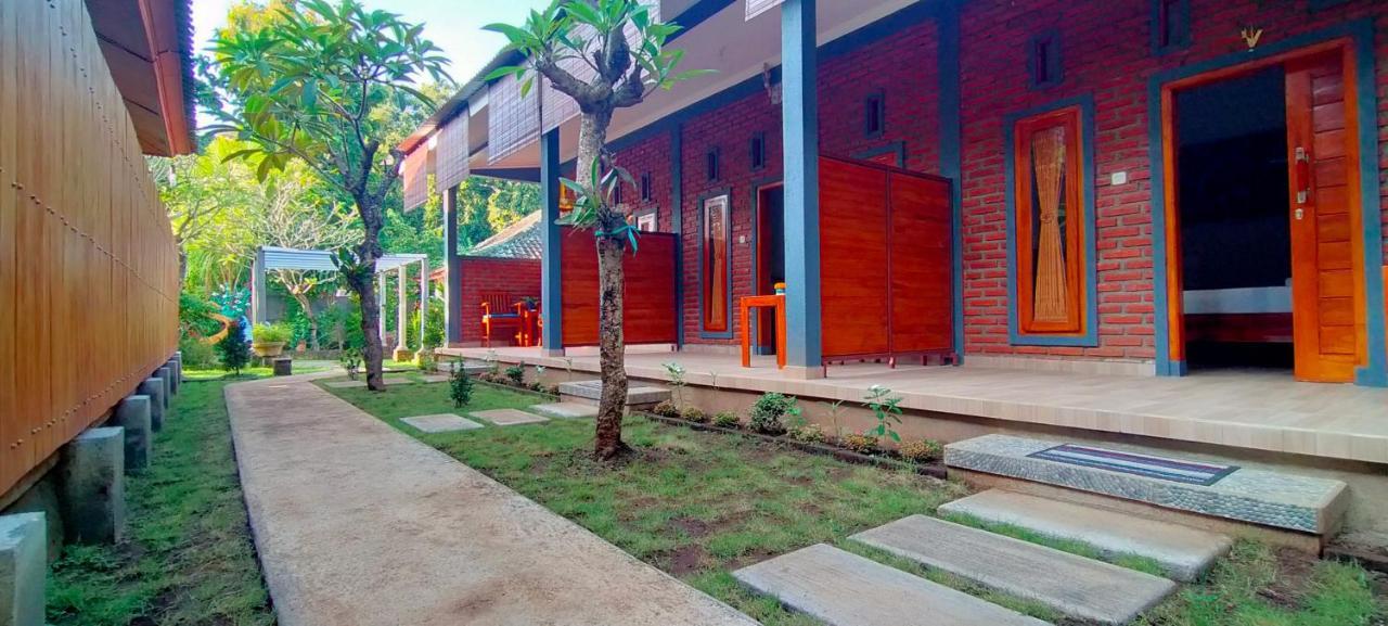 Tunjung Guest House Lovina Beach Pabean Buleleng Kültér fotó