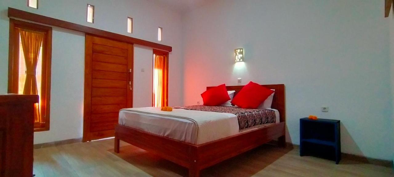 Tunjung Guest House Lovina Beach Pabean Buleleng Kültér fotó