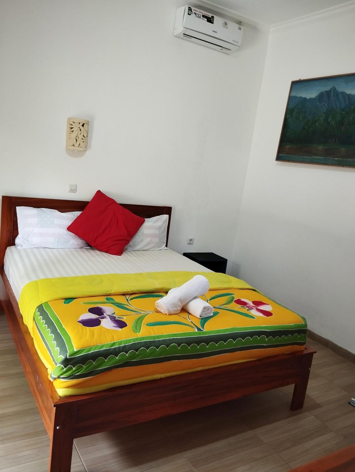 Tunjung Guest House Lovina Beach Pabean Buleleng Kültér fotó